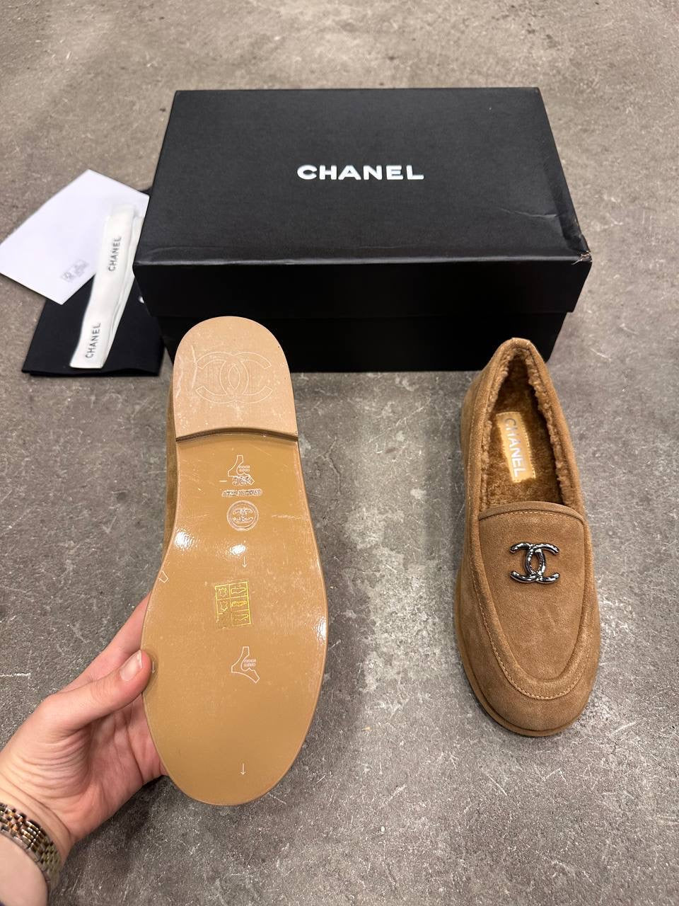 Chanel S24 Kürklü Mokasen - Glimmer of Luxury