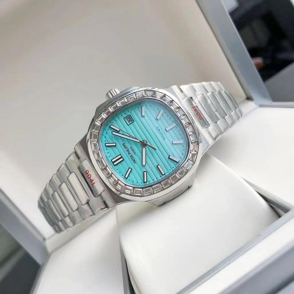 Patek Philippe Nautilus Saat - Glimmer of Luxury