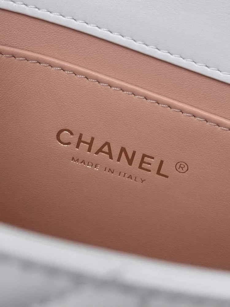Chanel Mini Çift İnci Ezmesi 22cm Beyaz Dana Derisi GHW
