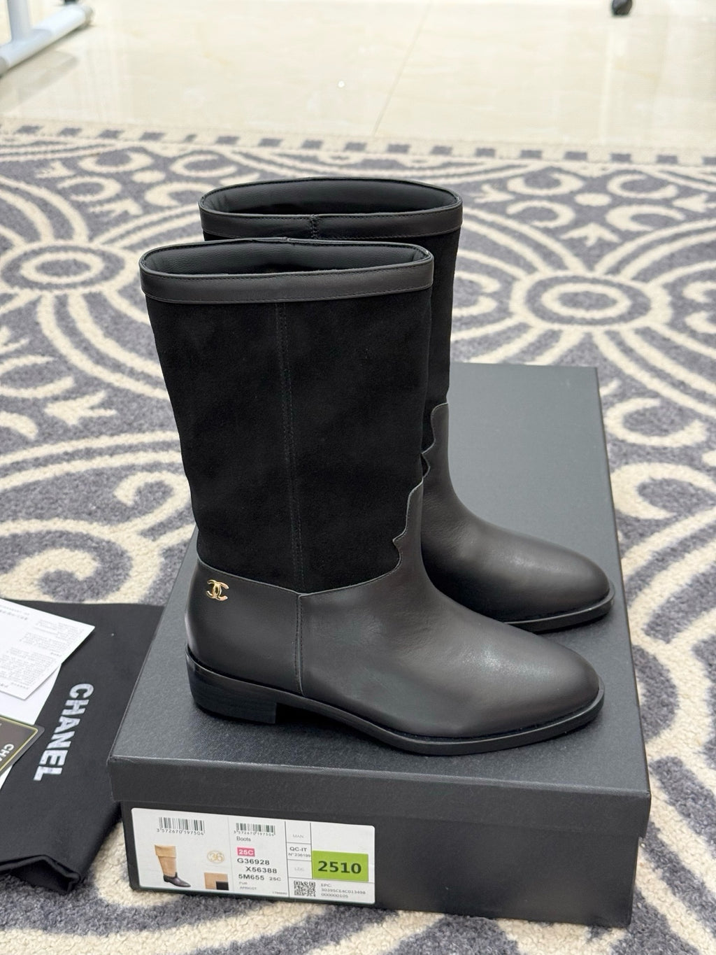 Chanel 2025/26 Süet Ve Dana Derisi Çizmeler