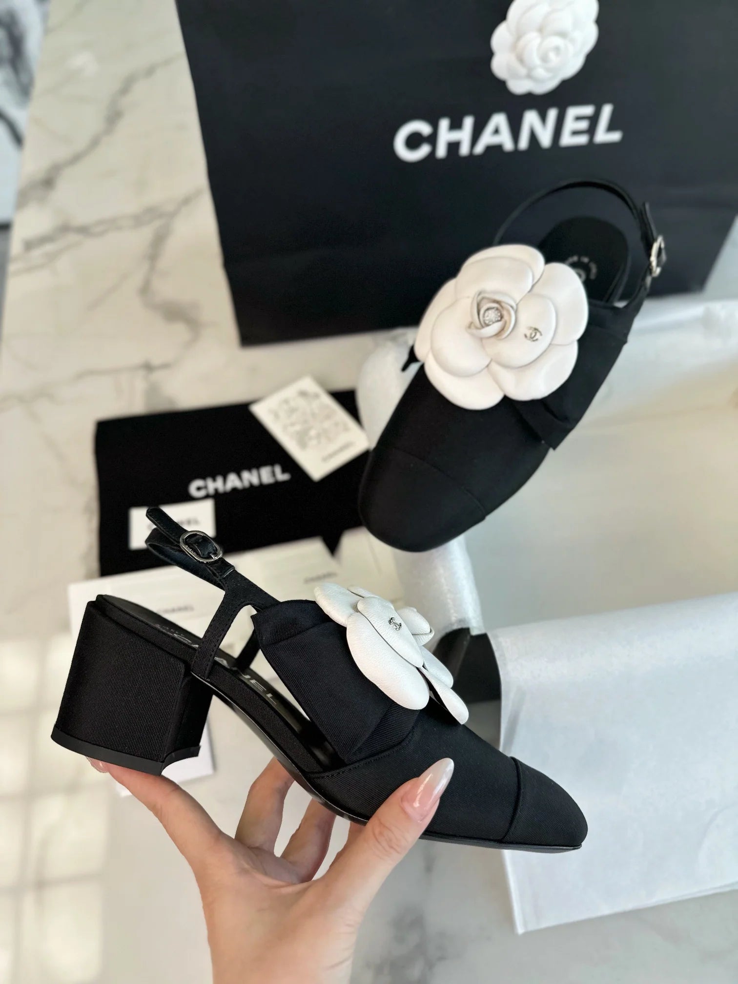 24S Sandalet - Glimmer of Luxury