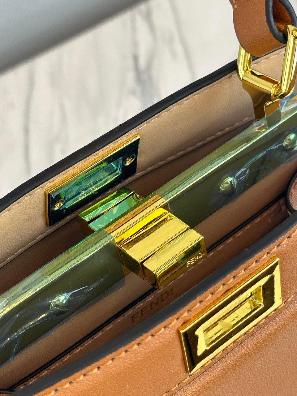 Fendi Peekaboo ISeeU Çanta - Glimmer of Luxury