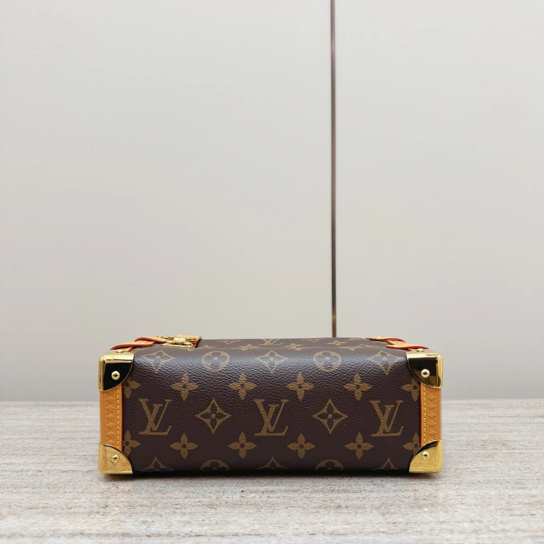 Yan Bagaj - Glimmer of Luxury