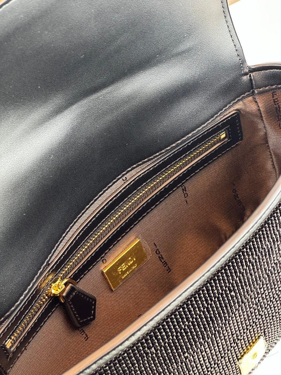 Fendi Siyah boncuklu Re-Edition Çanta - Glimmer of Luxury