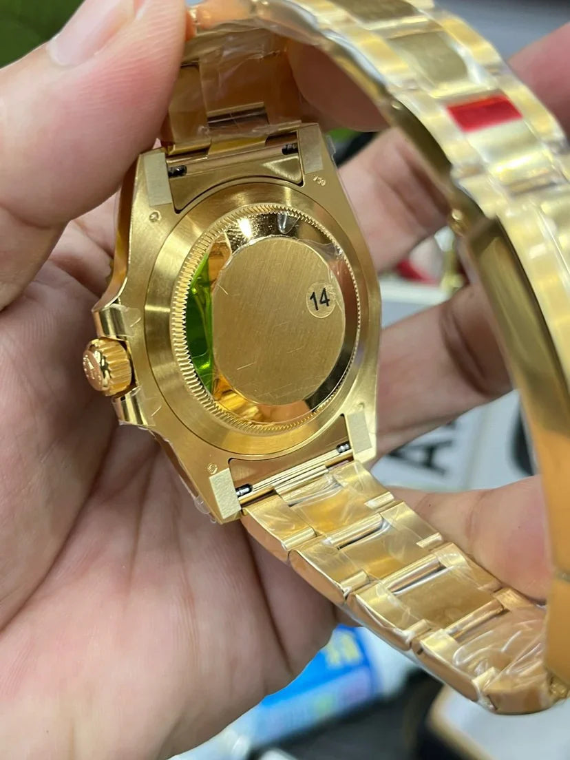 Rolex Submariner Altın Siyah Saat - Glimmer of Luxury