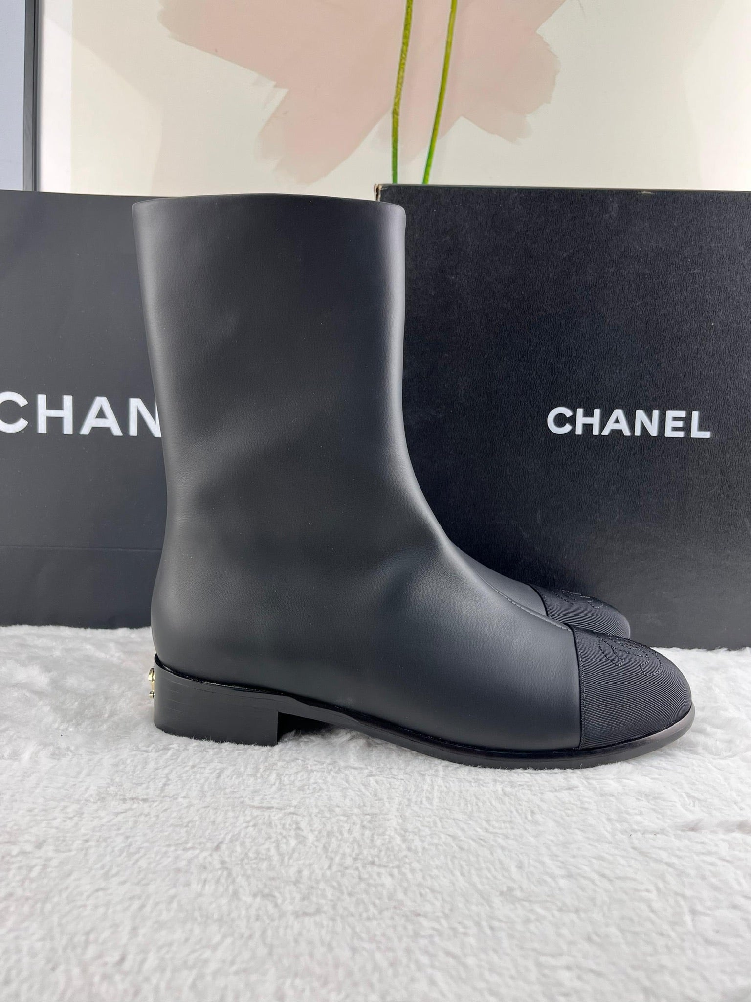 S24 Kısa Botlar - Glimmer of Luxury