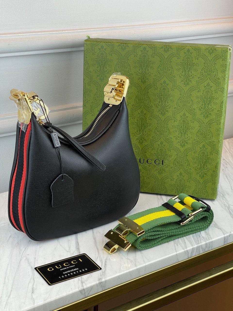 GUCCI Dokuma Askılı Deriden Yapılmış Ataşe Omuz Çantası - Glimmer of Luxury