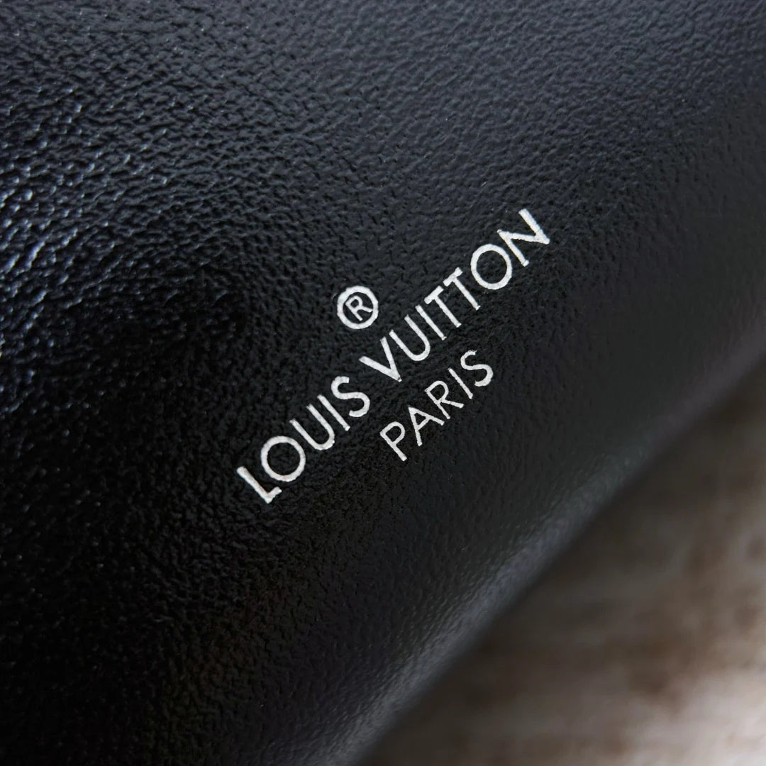 Yan Bagaj - Glimmer of Luxury