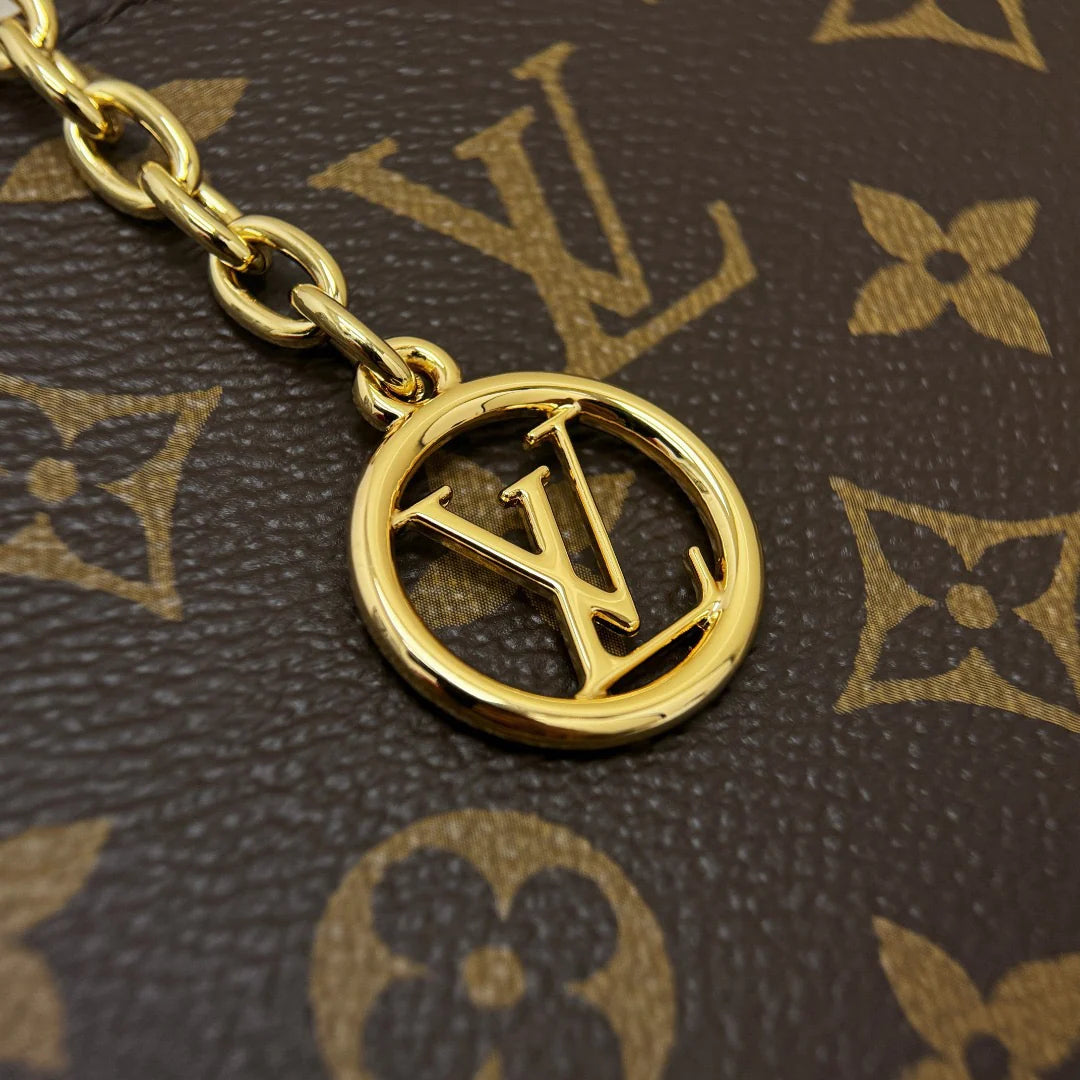 Zambak Woc - Glimmer of Luxury