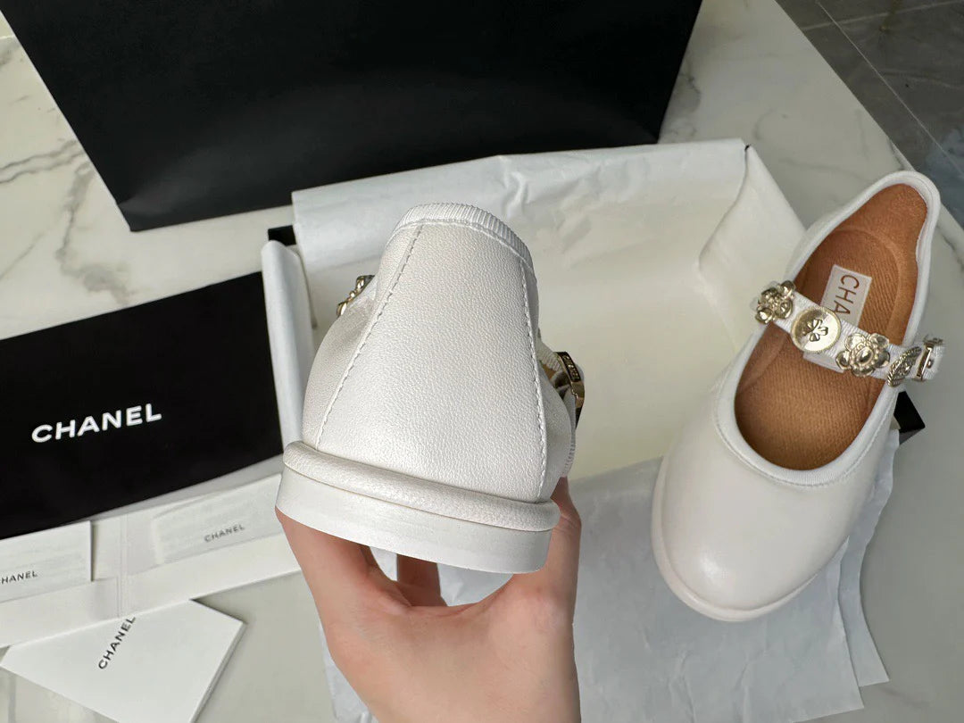 Chanel Balesi - Glimmer of Luxury