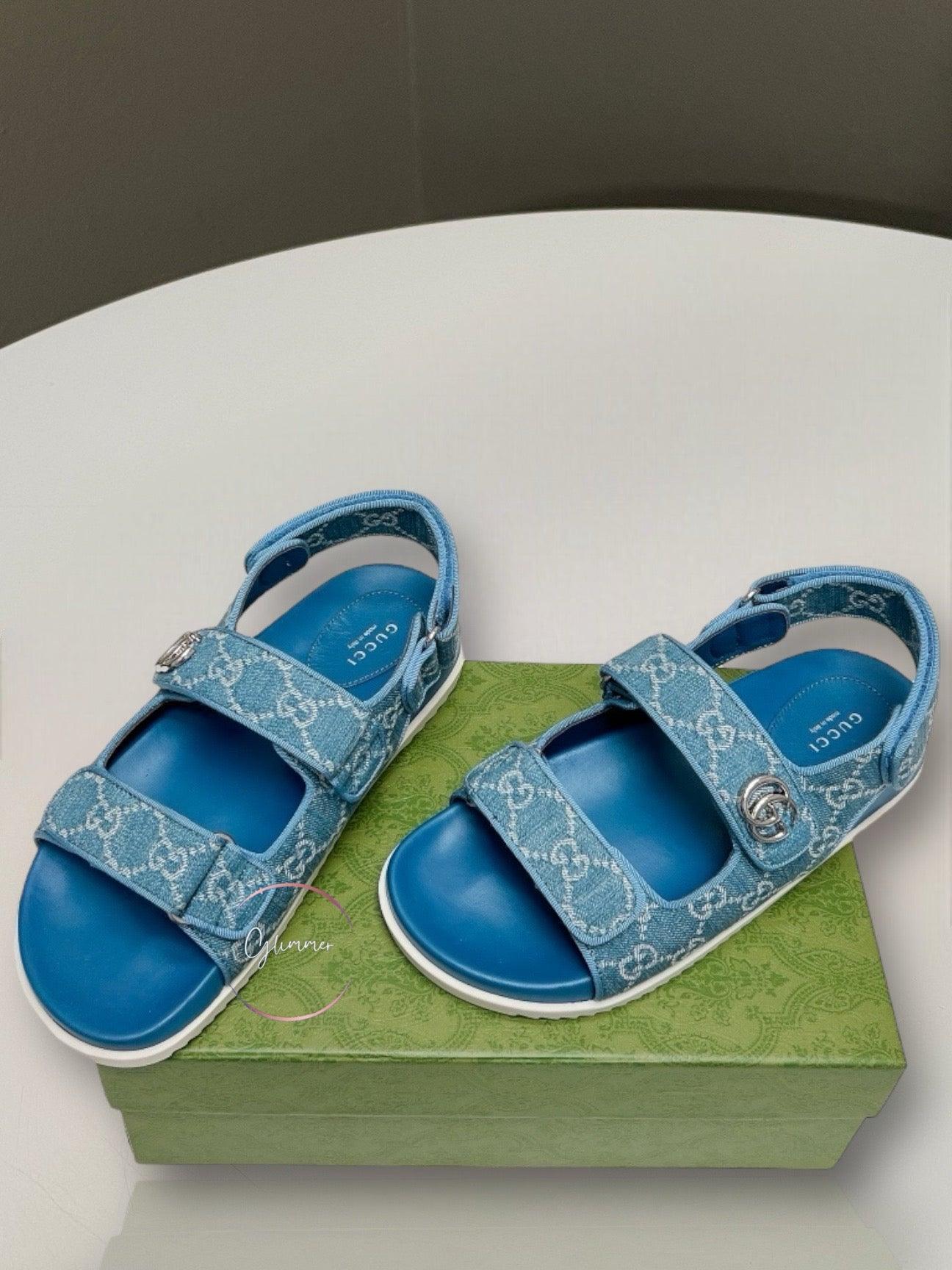 Gucci Açık Mavi ve Fildişi Kot Double G'li Kadın Sandaleti - Glimmer of Luxury