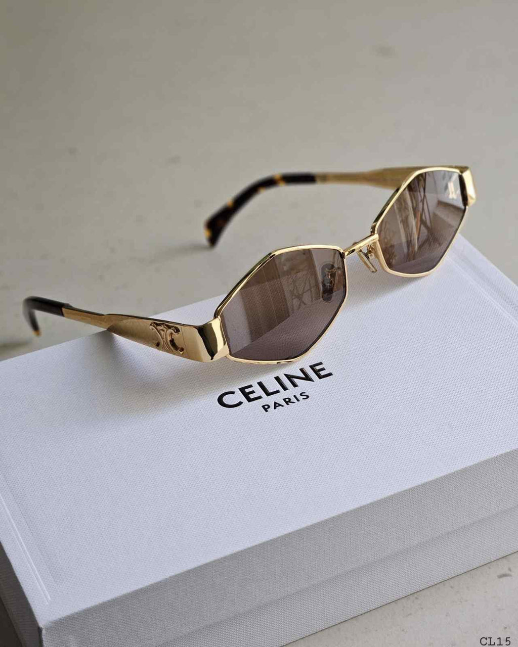 Celine Triomphe Altıgen Çerçeve Altın Ton Güneş Gözlüğü - Glimmer of Luxury
