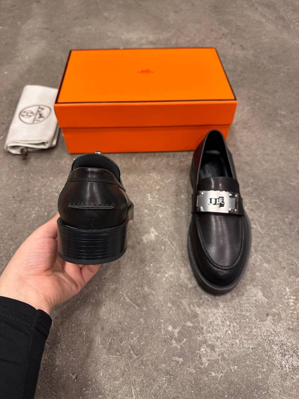 Hermès Sıcak Loafer - Glimmer of Luxury