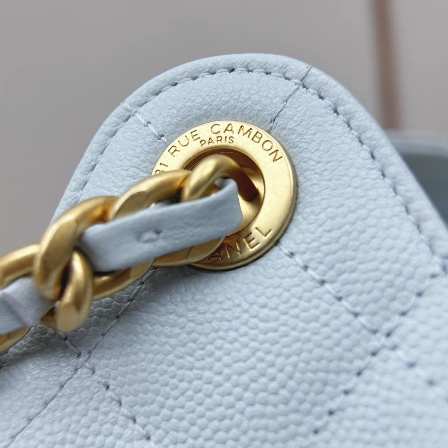 Chanel 25C حقيبة هوبو متوسطة الحجم للسفر