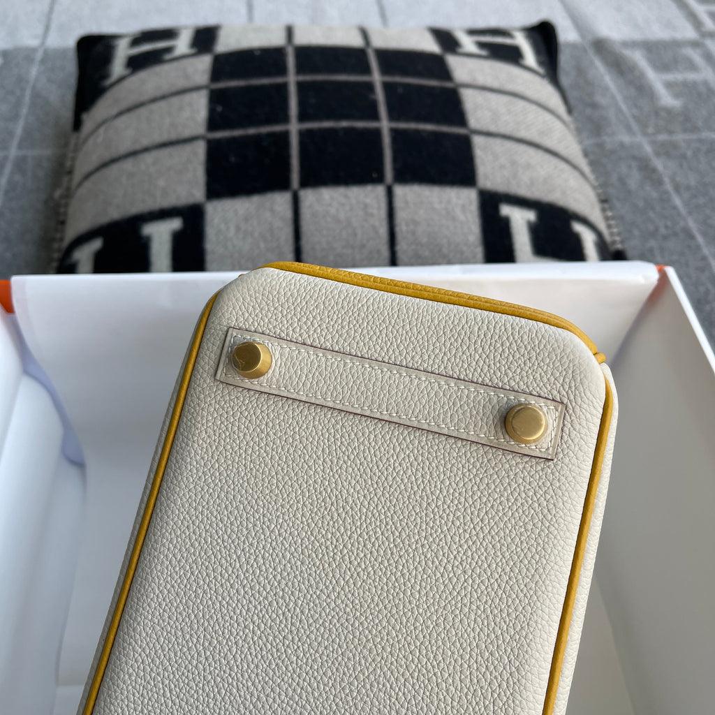 Hermès Birkin 25 Togo Deri At Nalı Kaşesi (HSS) İki Renkli Tebeşir ve Kehribar Sarı Fırçalanmış Altın Donanımlı (BGHW) - Glimmer of Luxury