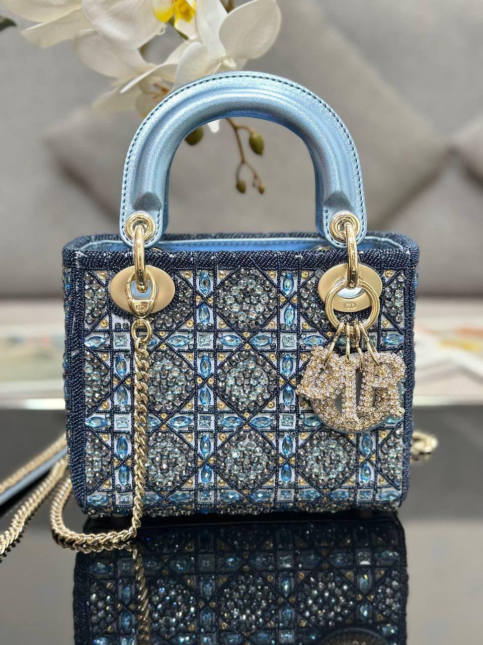 Christian Dior Mini Lady Sınırlı Sürüm - Glimmer of Luxury