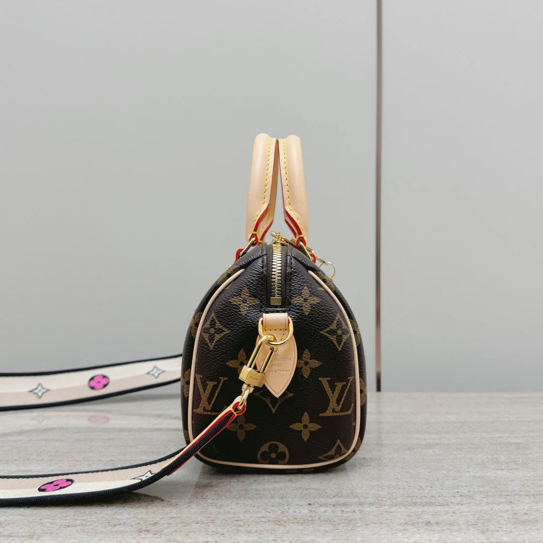 Speedy 20 - Glimmer of Luxury