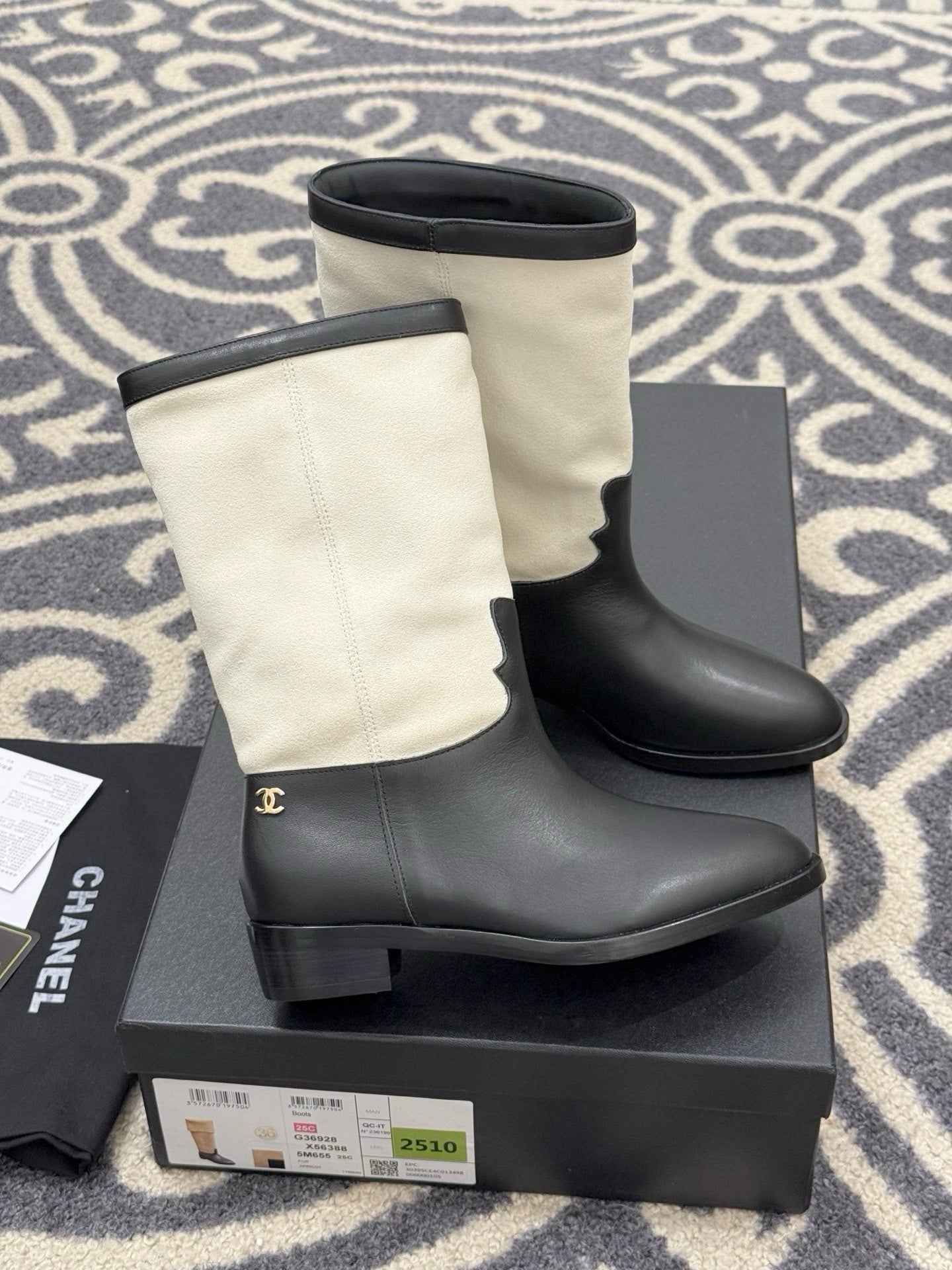 Chanel 2025/26 Suede and Calfskin Boots