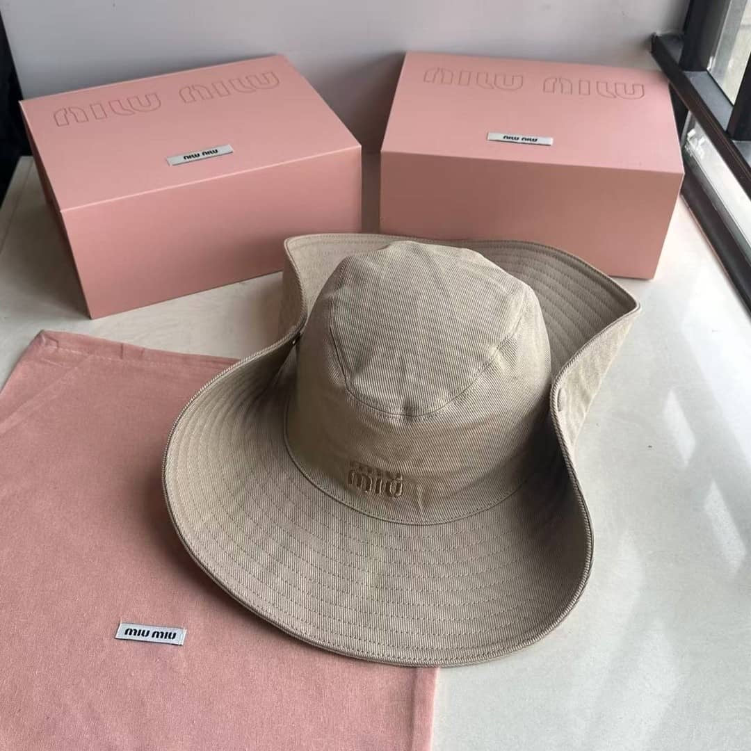 Miu Miu Kovboy Şapkası