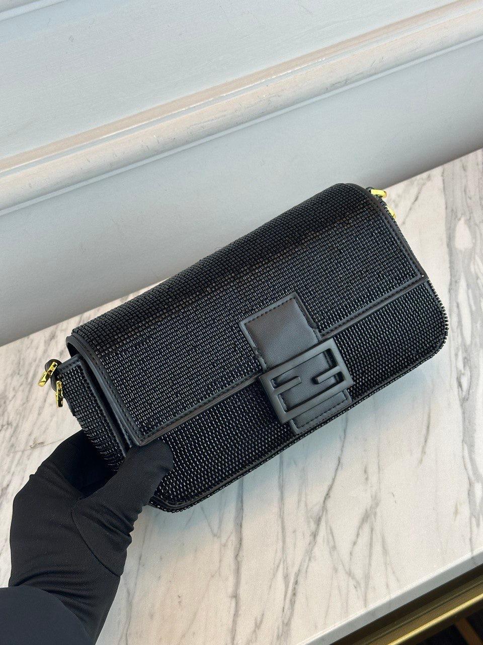Fendi Siyah boncuklu Re-Edition Çanta - Glimmer of Luxury