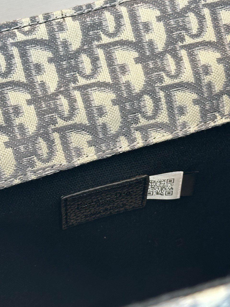 Christian Dior Eyer Sırt Çantası - Glimmer of Luxury