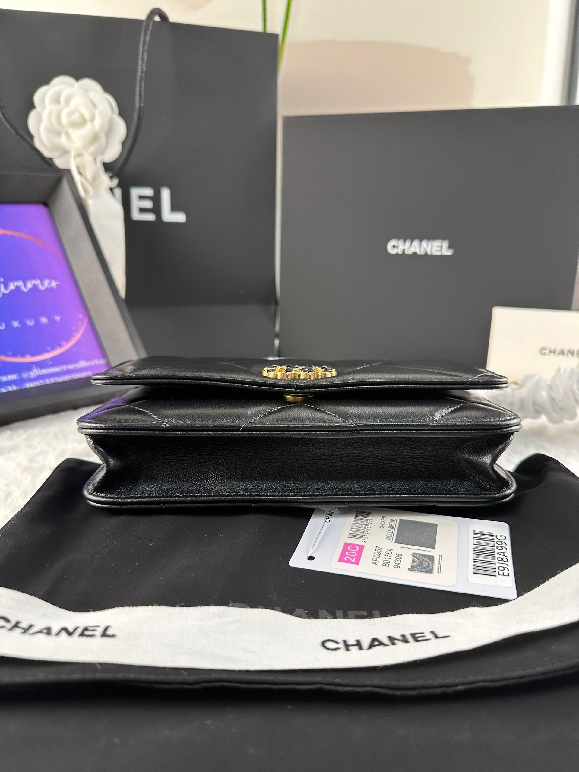 Chanel 19 Zincirli Cüzdan - Glimmer of Luxury