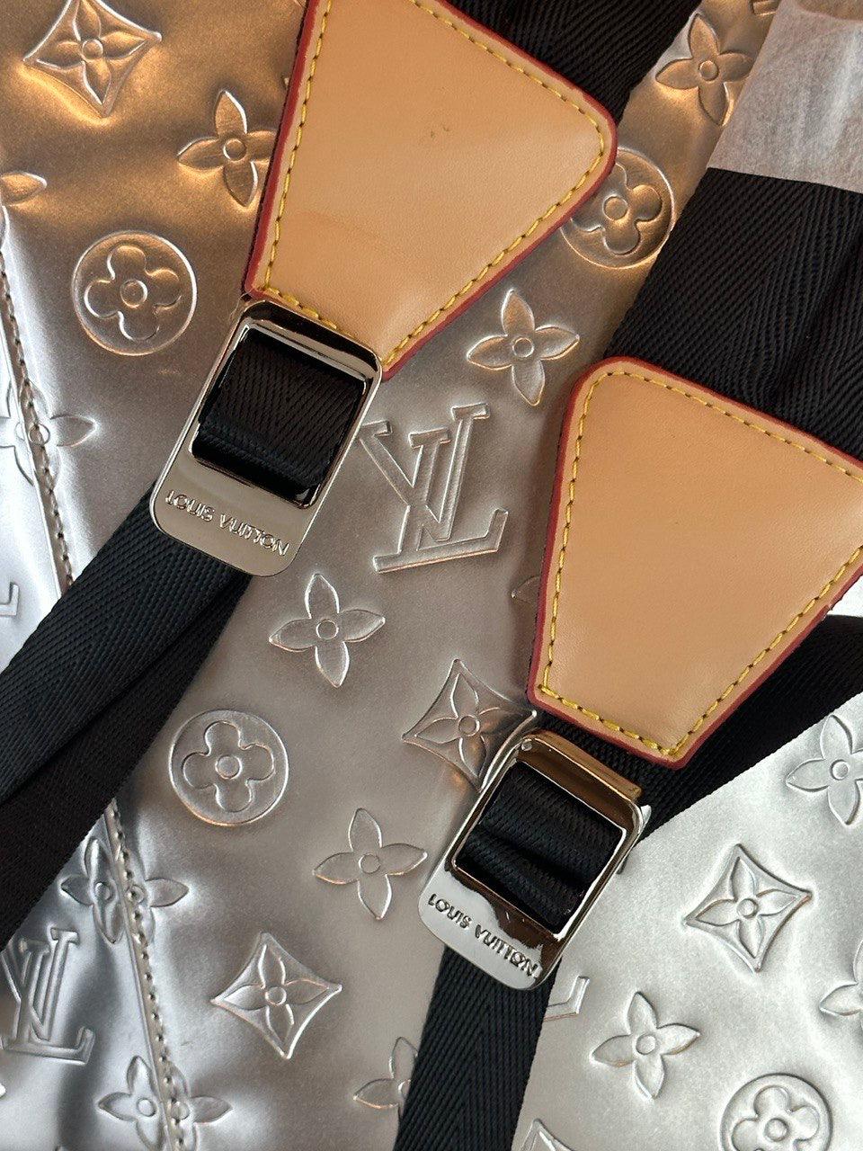 LOUIS VUITTON NWT Monogram Ayna Christopher Sırt Çantası MM - Glimmer of Luxury