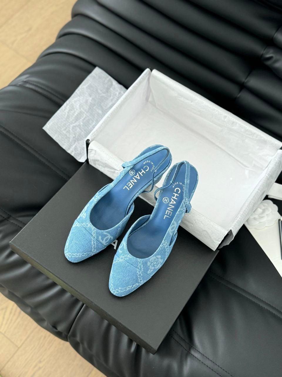 Chanel Denim Kap Burunlu Denim Topuktan Bağlamalı Sırtı Açık Ayakkabı - Glimmer of Luxury