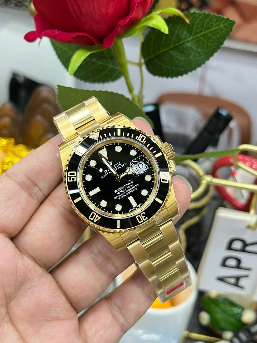 Rolex Submariner Altın Siyah Saat - Glimmer of Luxury