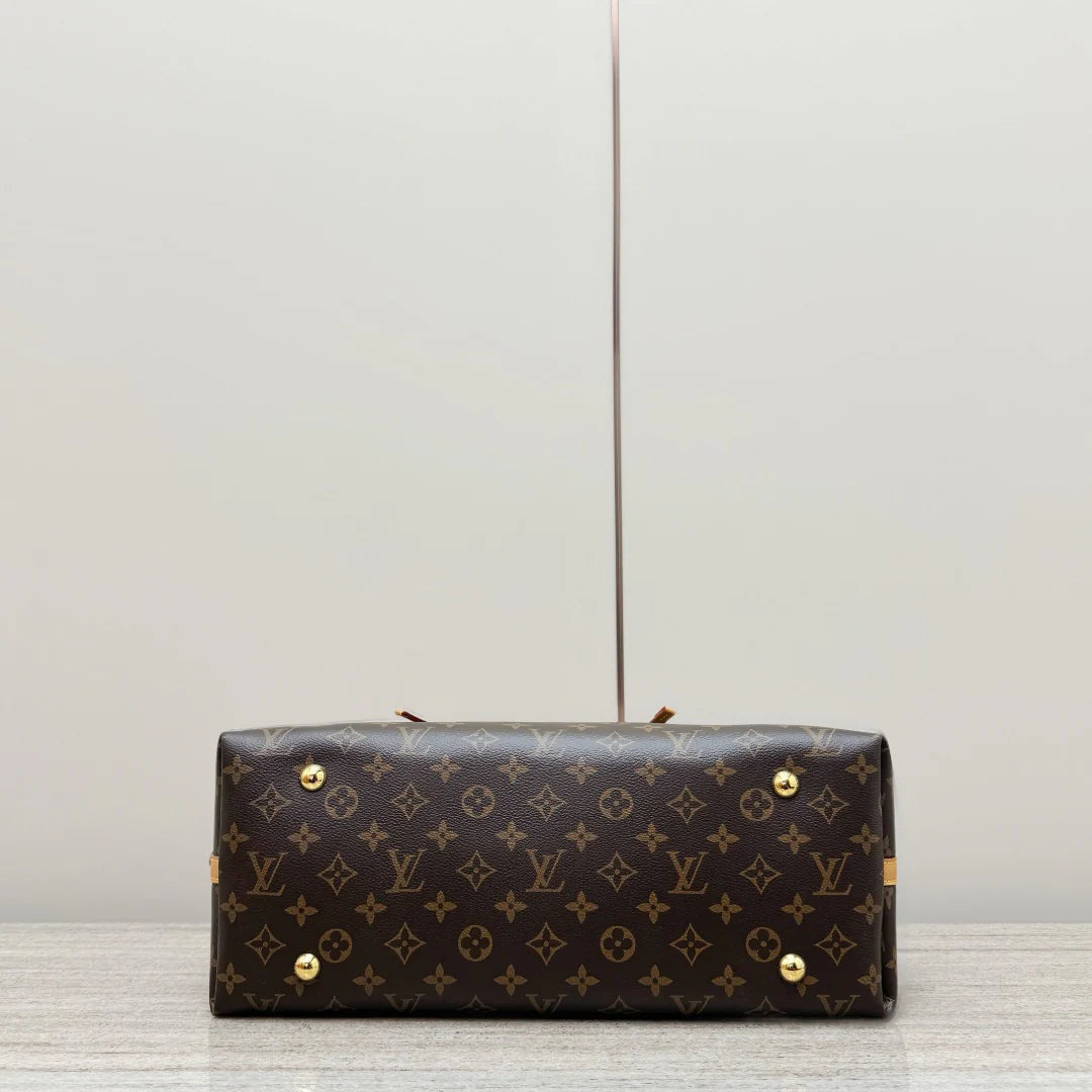 Carryall - Glimmer of Luxury