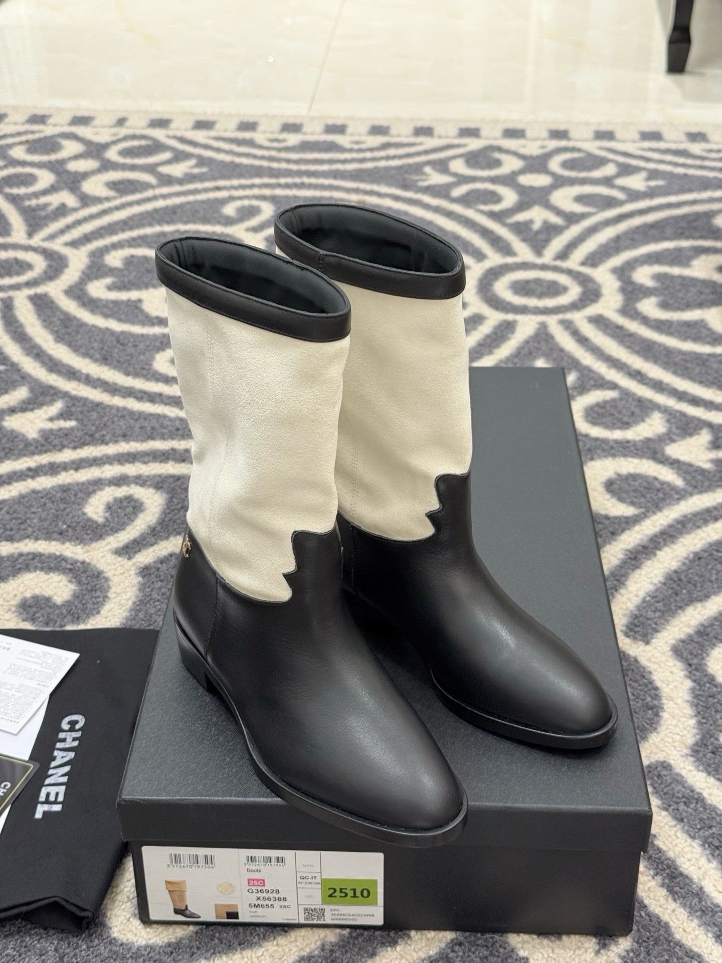 Chanel 2025/26 Suede and Calfskin Boots