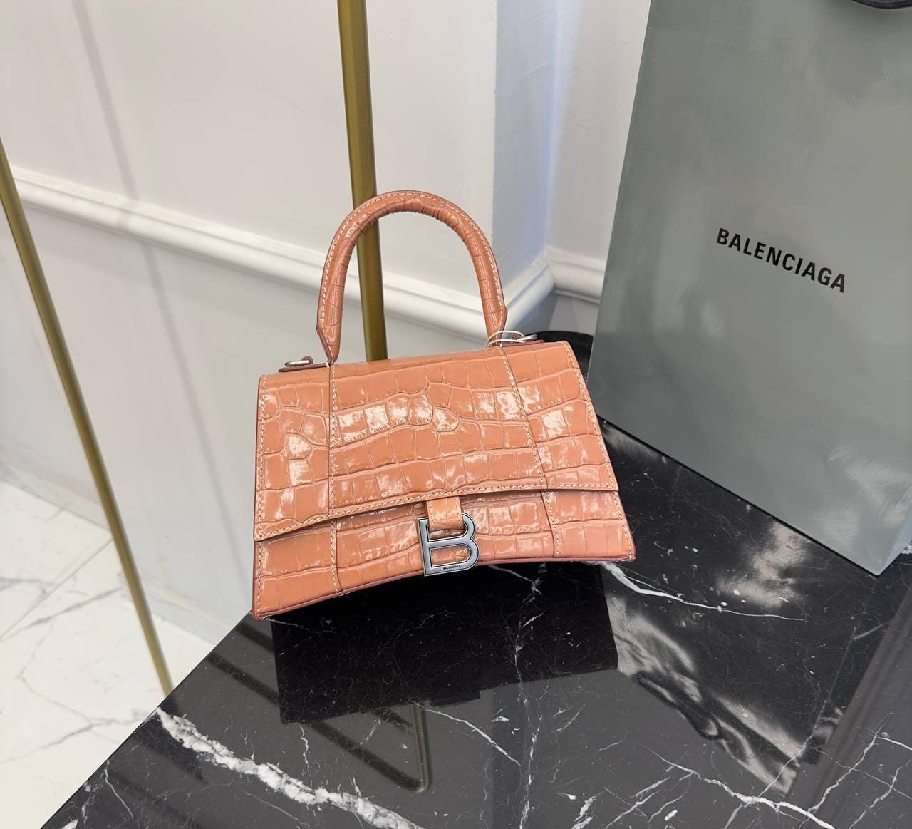 Balenciaga Hourglass Kadın Deri Çantalar - Glimmer of Luxury