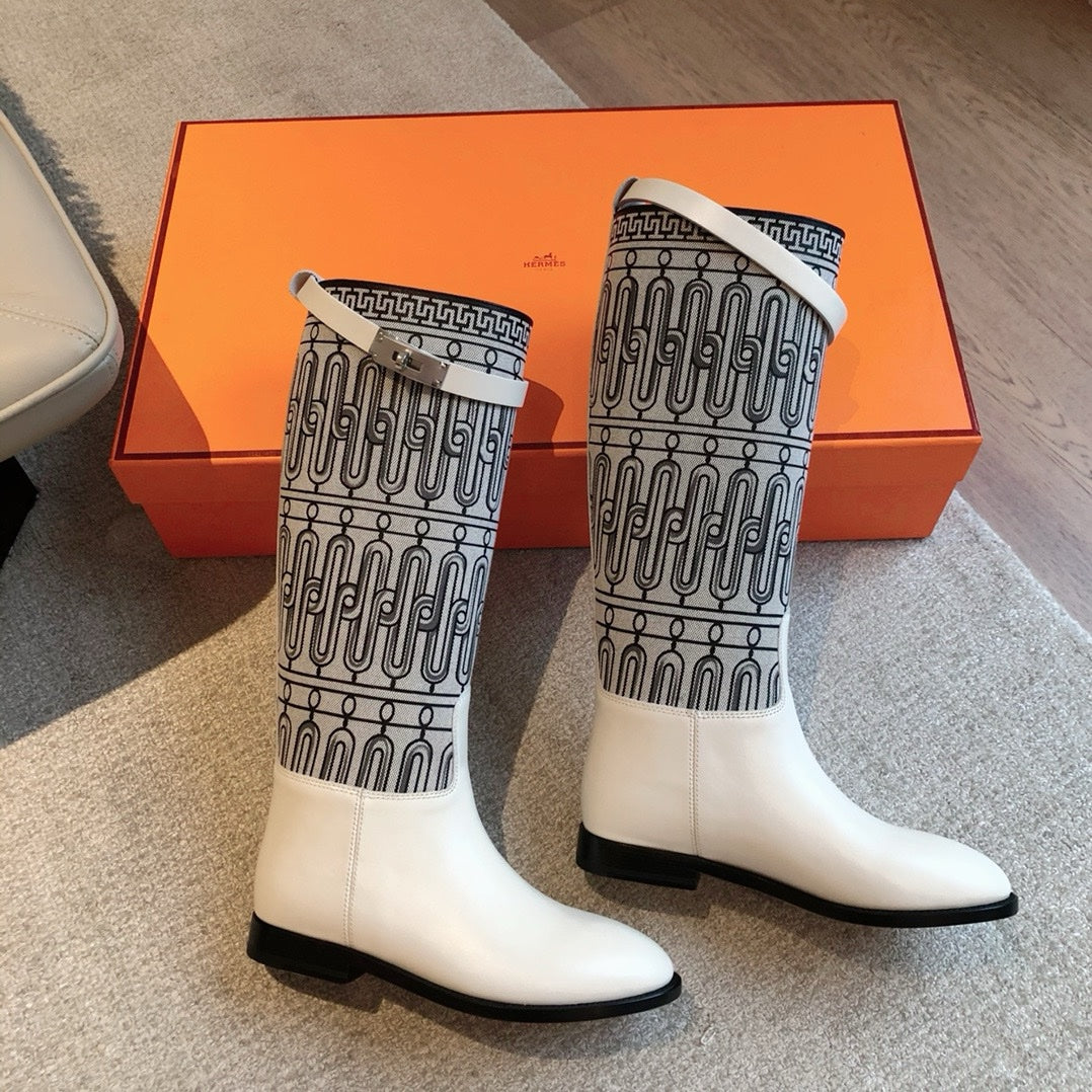 Hermès Zıplayan Botlar - Glimmer of Luxury