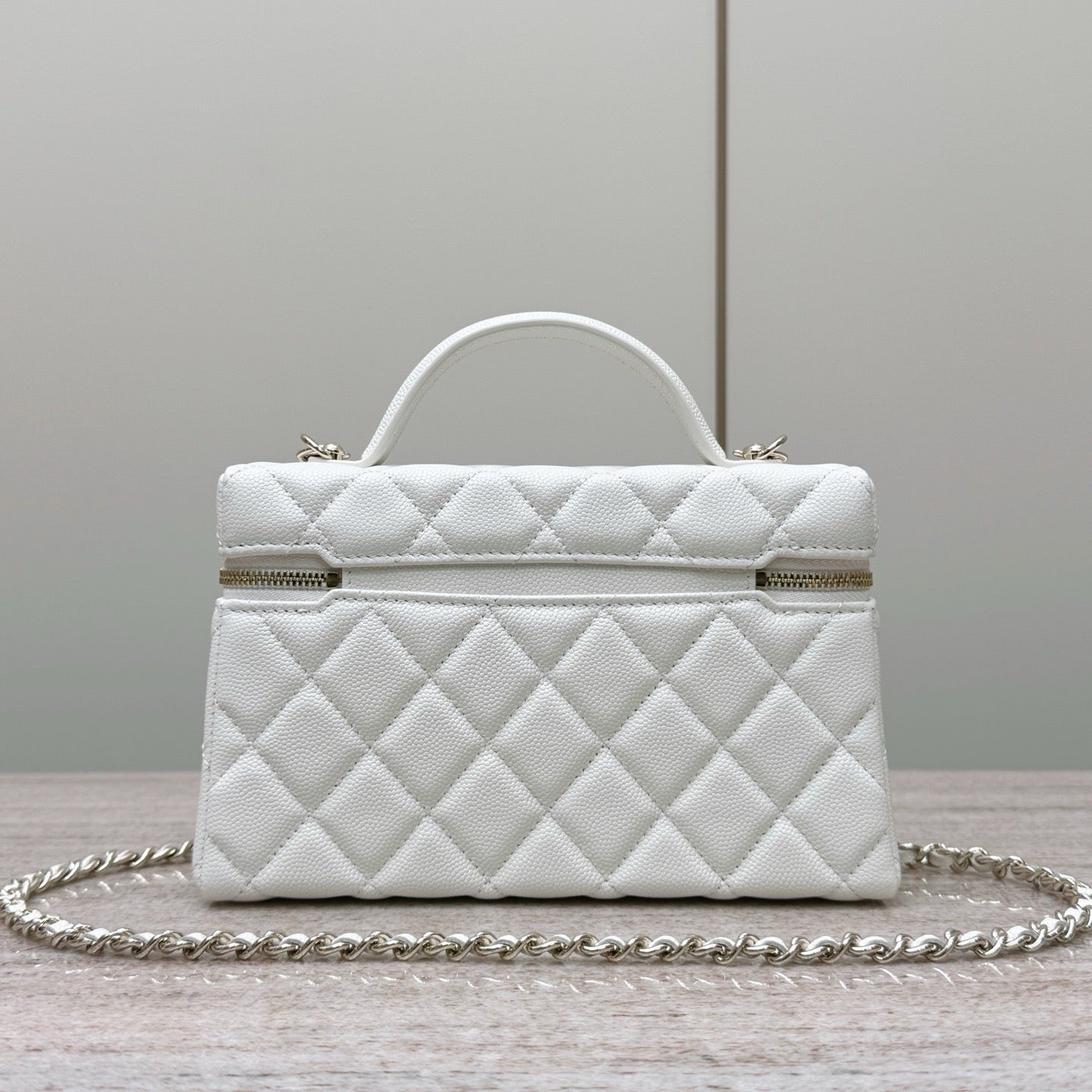 Chanel 25C Makyaj Çantası - Glimmer of Luxury