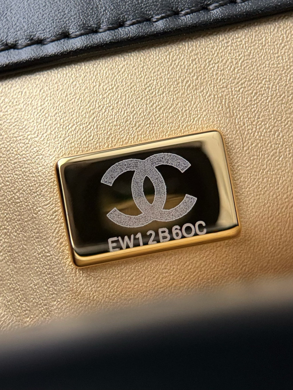 Chanel Mini Double Pearl Crushed 19cm Black Calfskin GHW