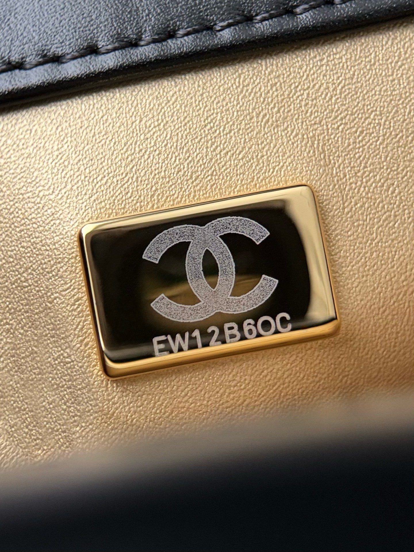 Chanel Mini Double Pearl Crushed 19cm Black Calfskin GHW