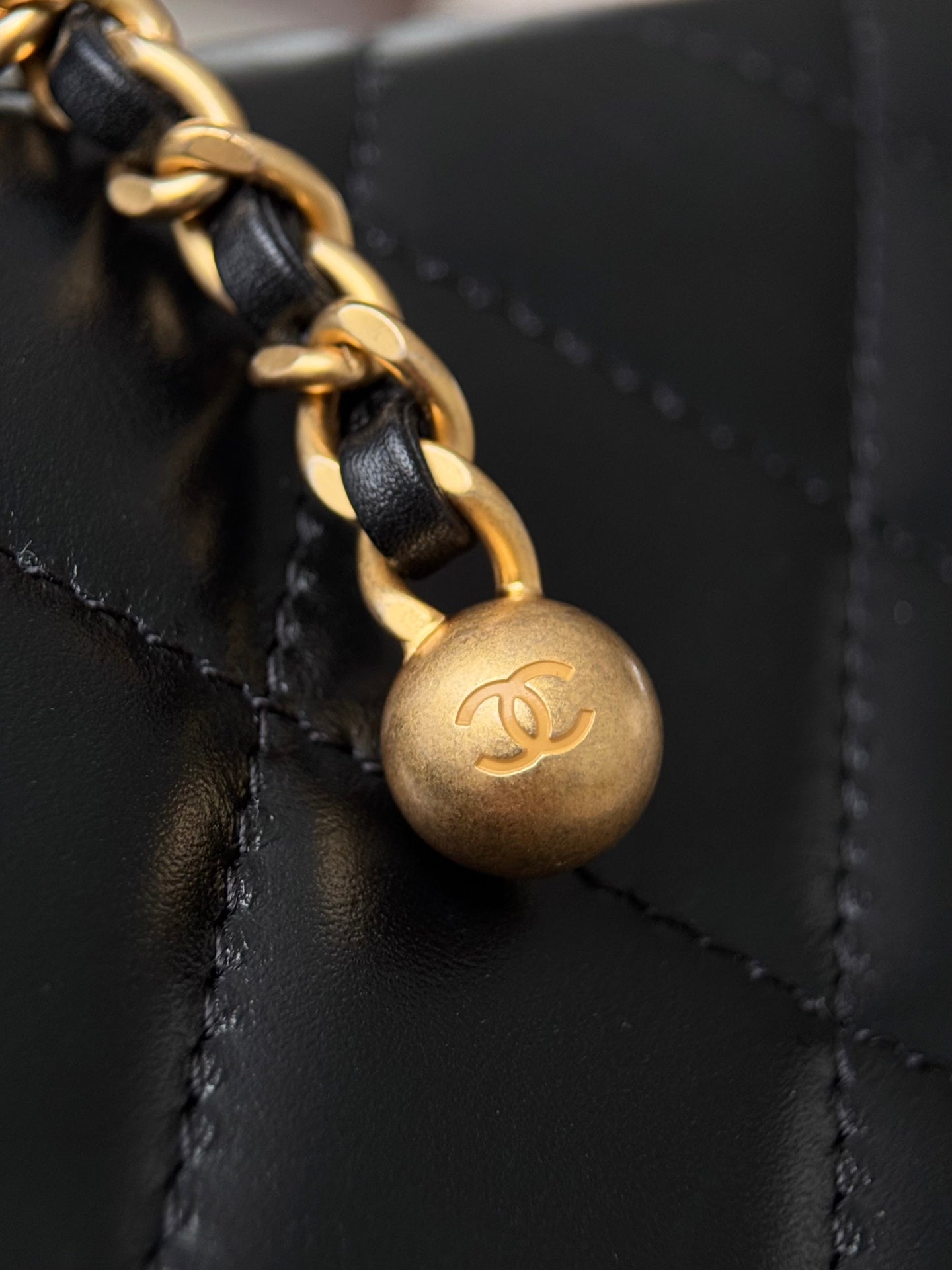 Chanel Mini Double Pearl Crushed 19cm Black Calfskin GHW