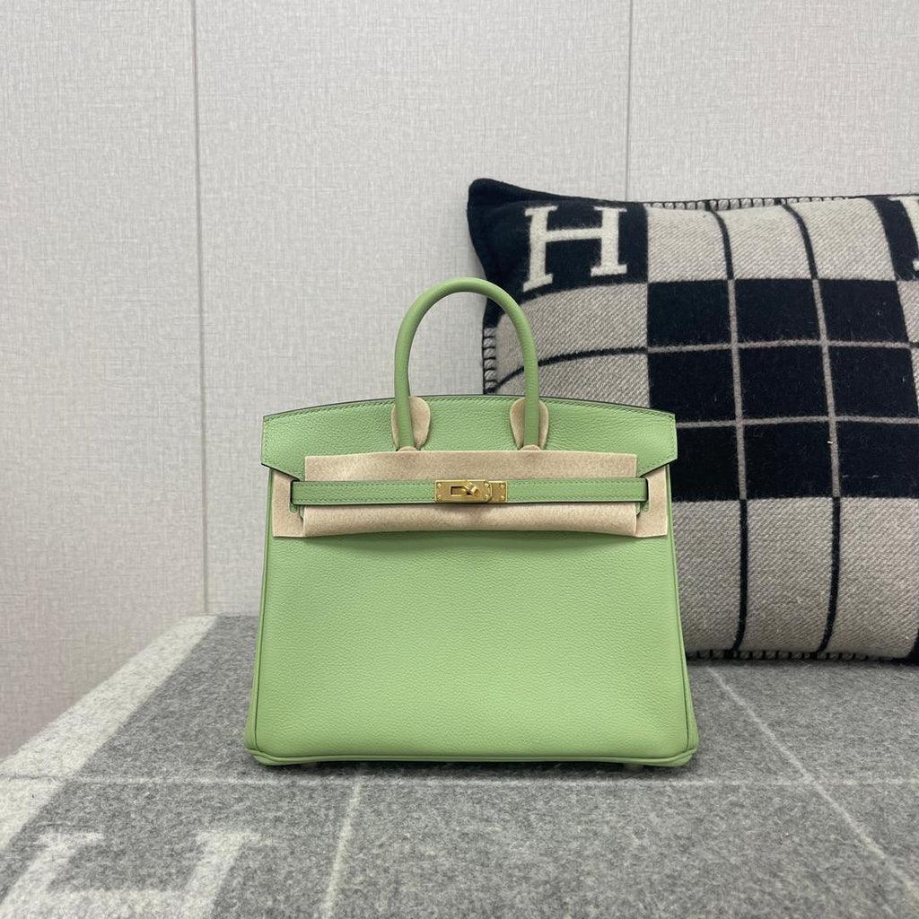 Hermès Birkin 25 Evercolor Deri Yeşil Kriket Altın Donanımlı (GHW) - Glimmer of Luxury