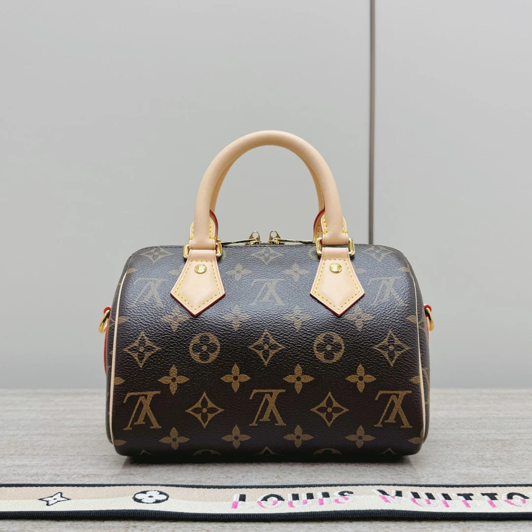 Speedy 20 - Glimmer of Luxury