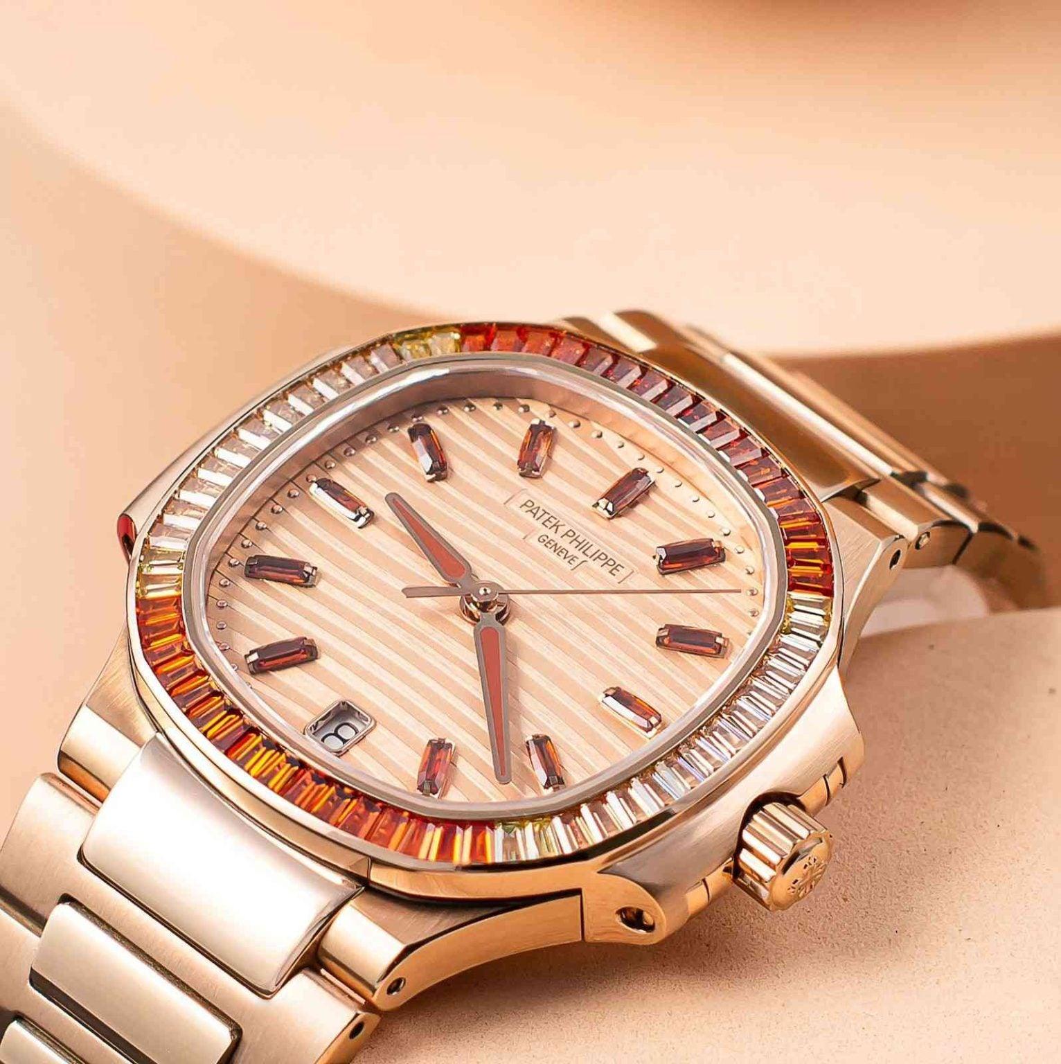 Patek Philippe Nautilus Bayan 7118/1200 - Glimmer of Luxury