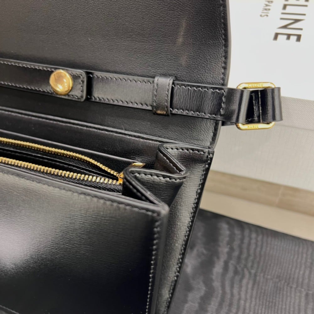 Celine Trapeze Triomphe 26.2cm