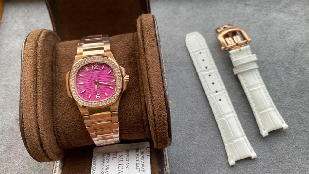 Patek Philippe Nautilus Saat Bayanlar - Glimmer of Luxury