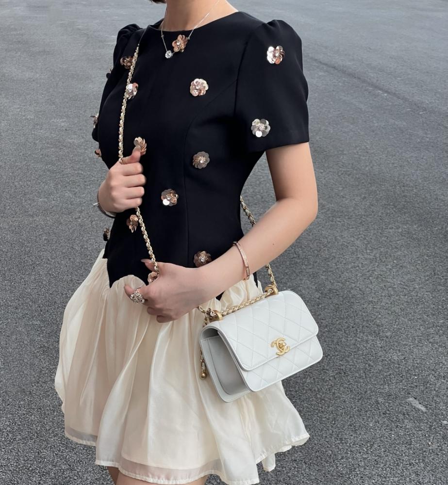 Chanel Mini Çift İnci Ezmesi 19cm Beyaz Dana Derisi GHW