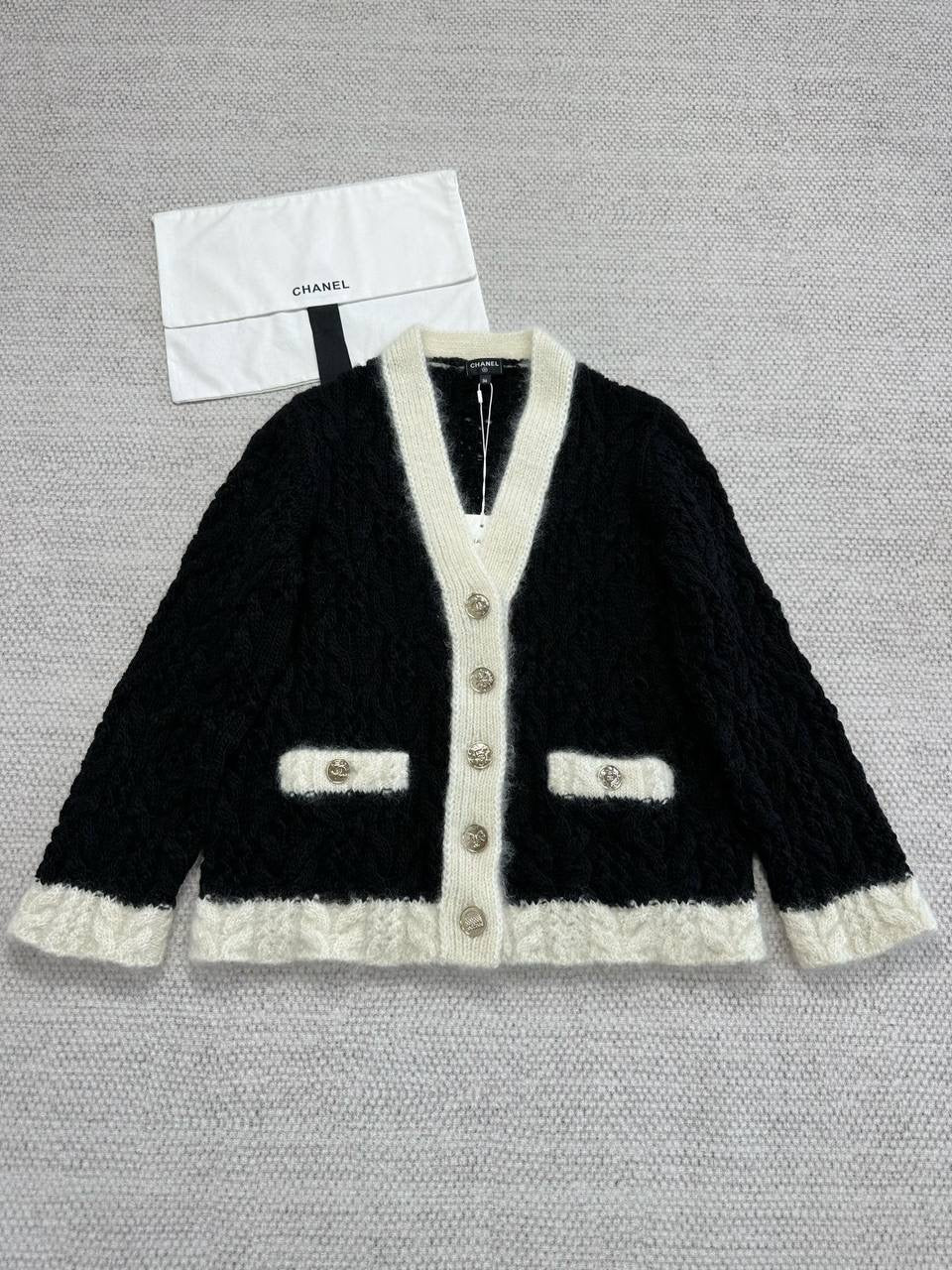 Chanel S25 Classic Black and White V-Neck Wool Cardigan