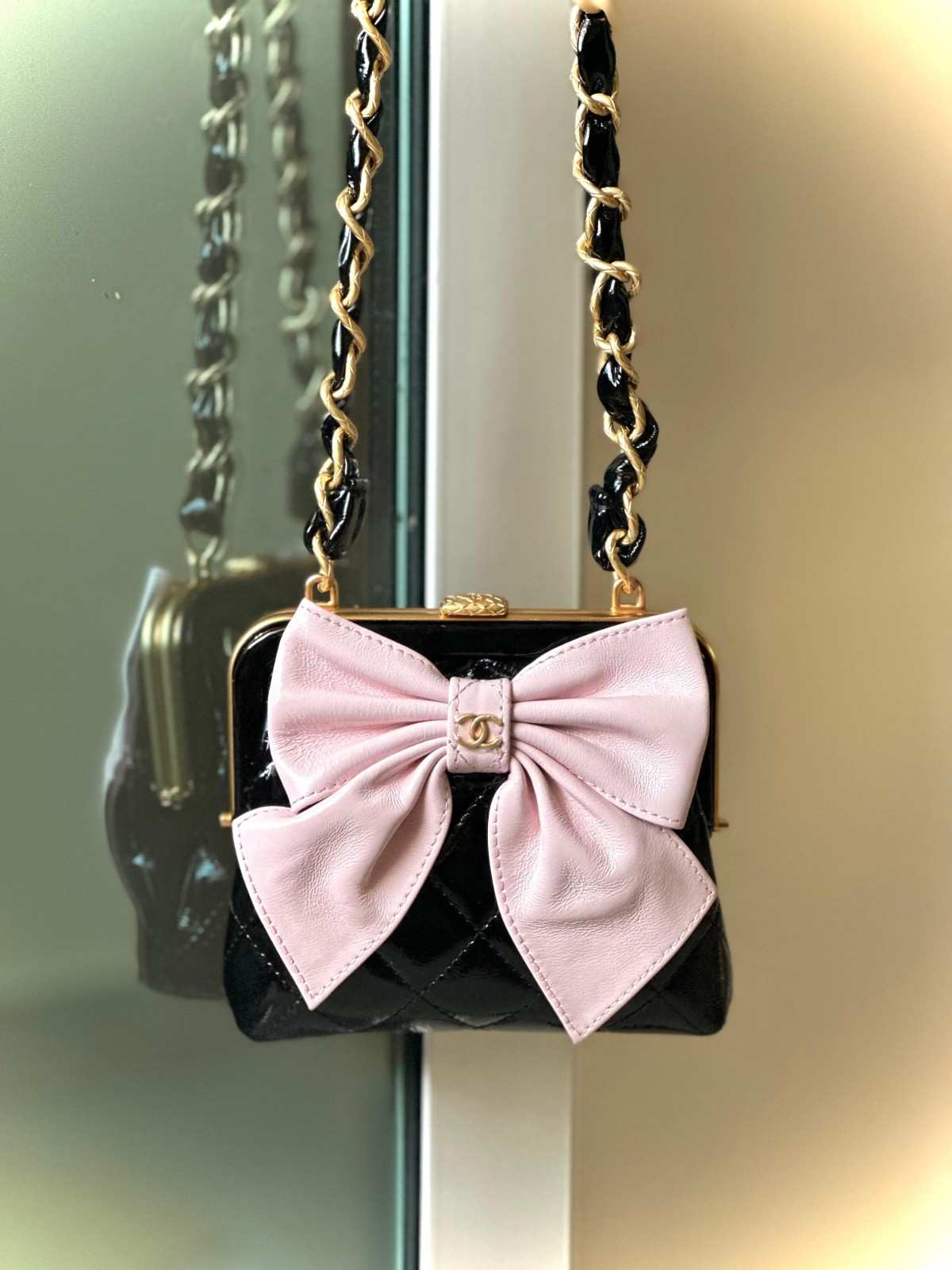 Chanel Mini Fiyonklu El Çantası