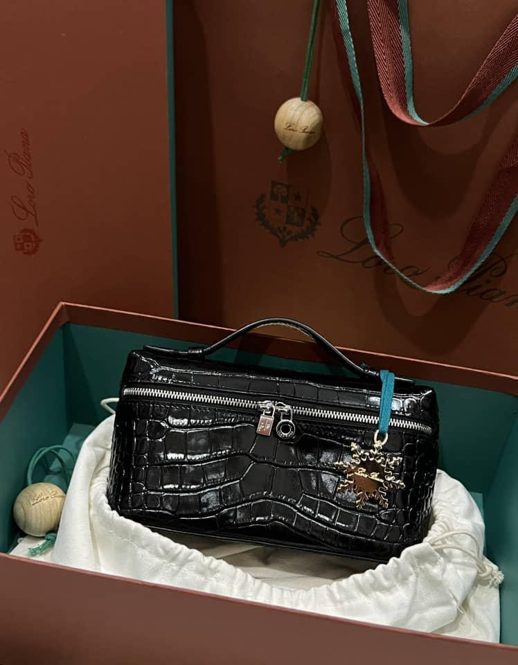 Loro Piana Ekstra Cep 19 Timsah Derisi Çanta - Glimmer of Luxury