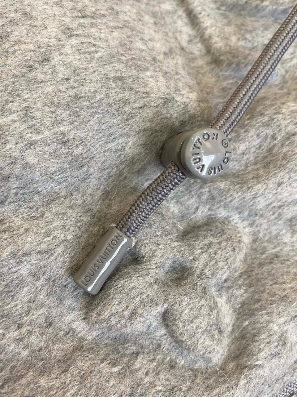 Louis Vuitton Boyhood Puffer Unisex Kapüşonlu Mont - Glimmer of Luxury