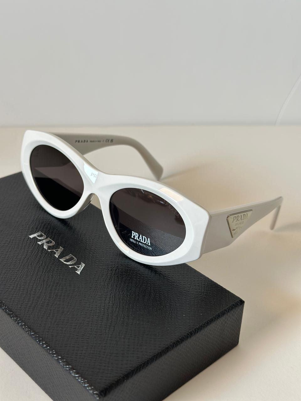 Prada Kadın PR 20ZS Güneş Gözlüğü - Glimmer of Luxury