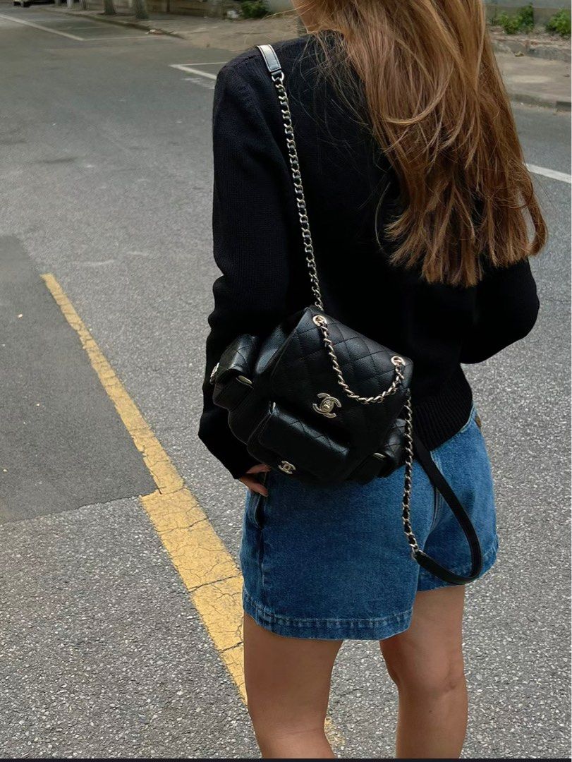 Chanel Küçük Siyah Havyar Deri Sırt Çantası - Glimmer of Luxury