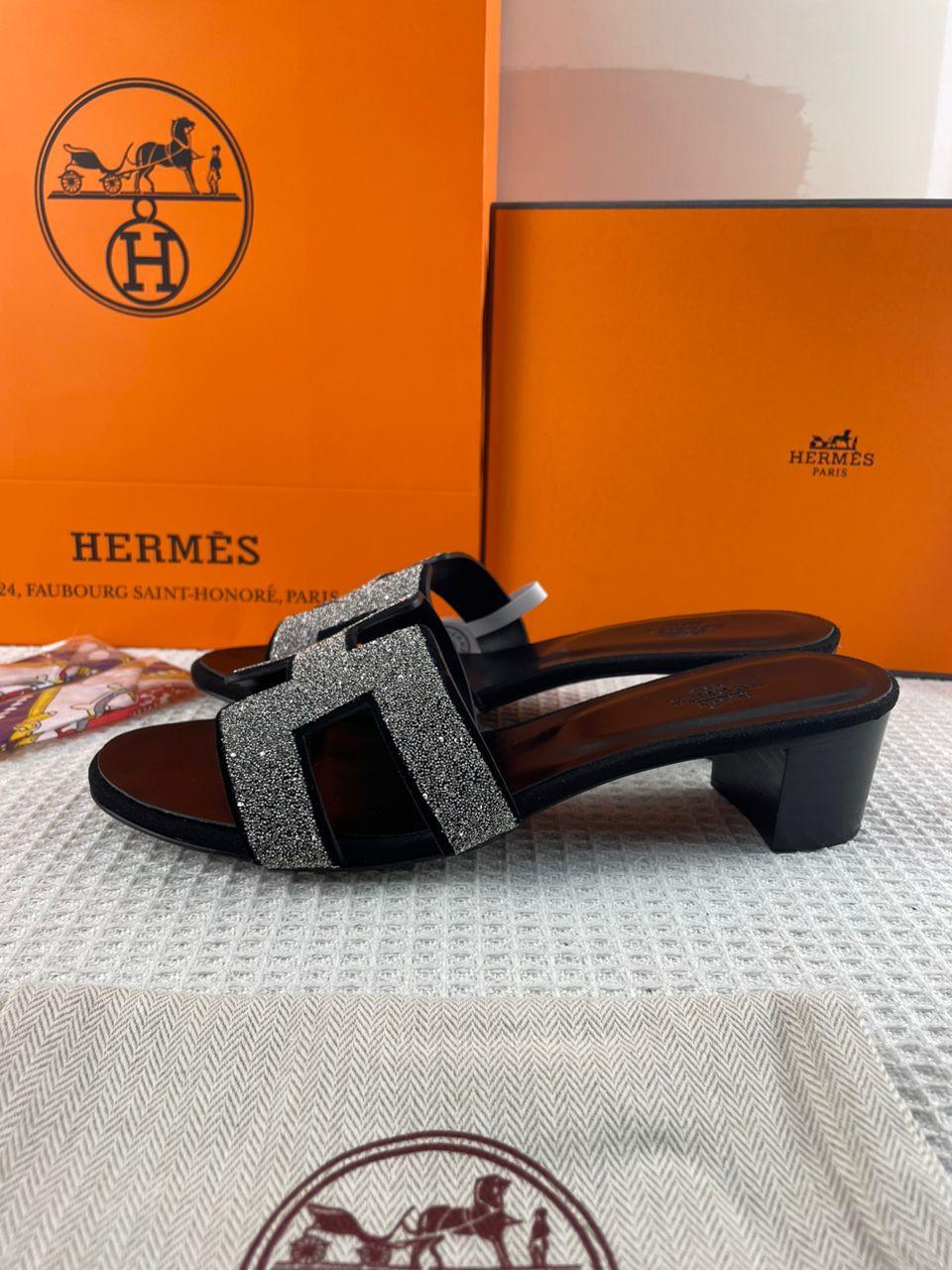 Hermès Oasis Terlikler - Yeni Sezon - Glimmer of Luxury